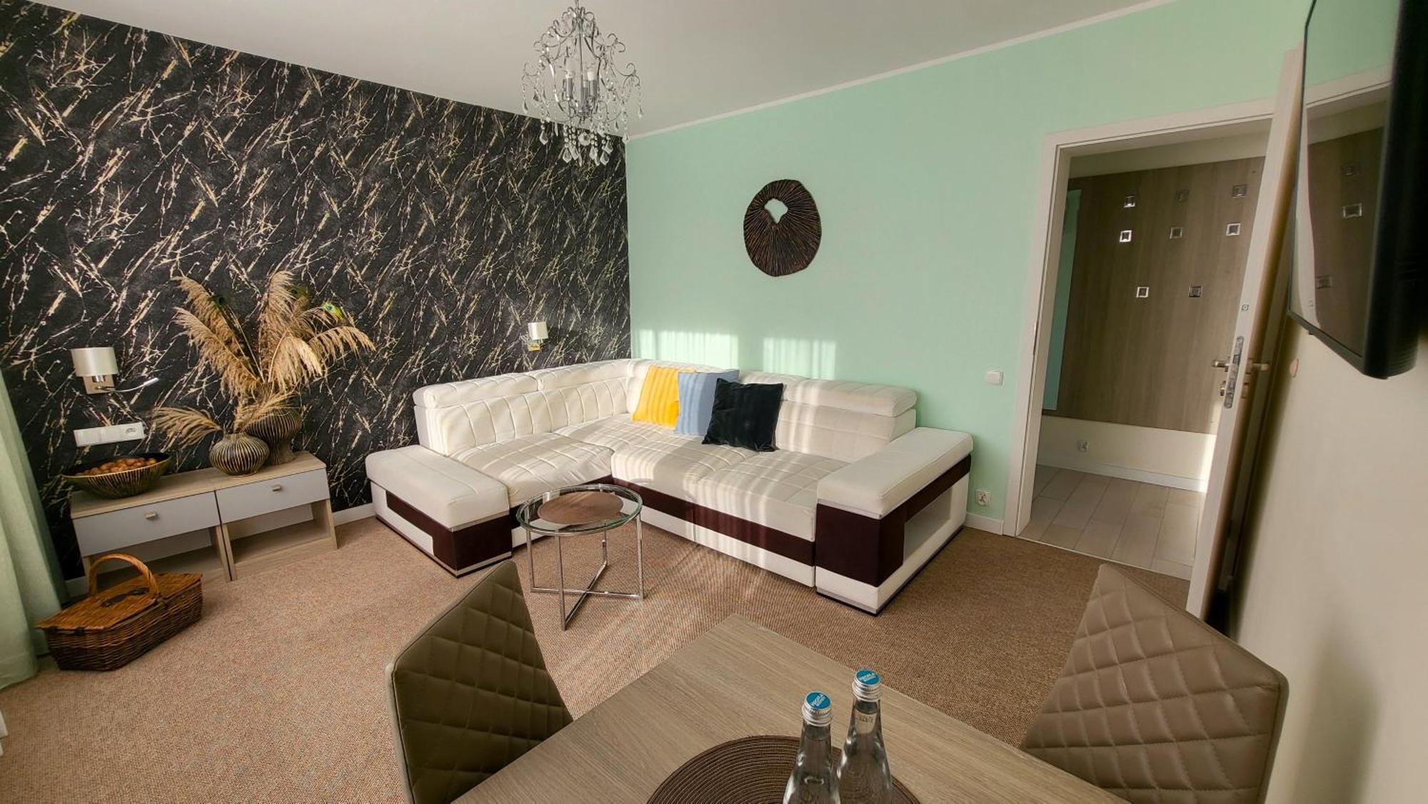 Kameralny Aparthotel Elegante Wladyslawowo - Adults Only Екстер'єр фото